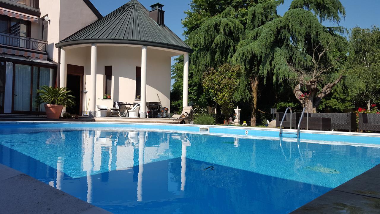 Villa Olivares Corbetta Exterior foto